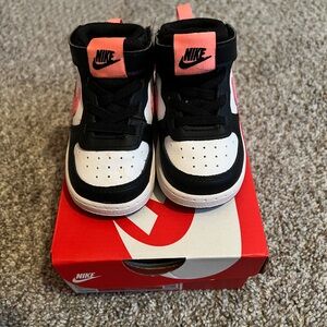 Nike Toddler Court Sneakers